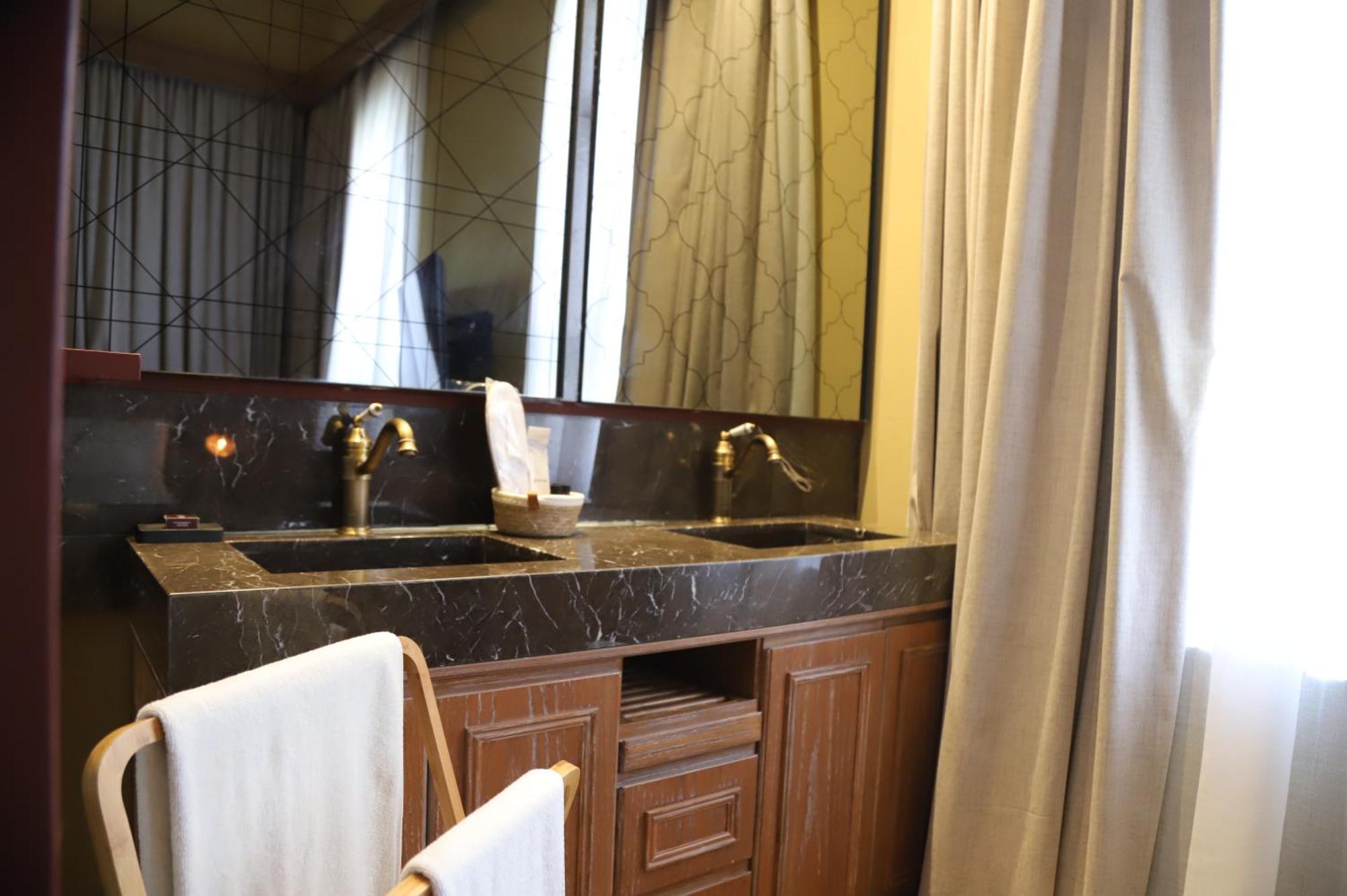 ביירות Hotel Lost Gemmayzeh מראה חיצוני תמונה